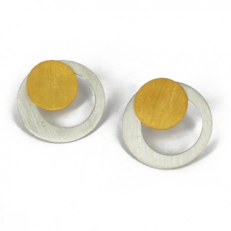 Pendientes presión. Diseño en formas circulares. Plata chapado en Oro -