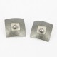 Pendientes de clip de Plata con baño de ruthenio y perla negra. Forma cuadrada  28 x 28 mm - 25314