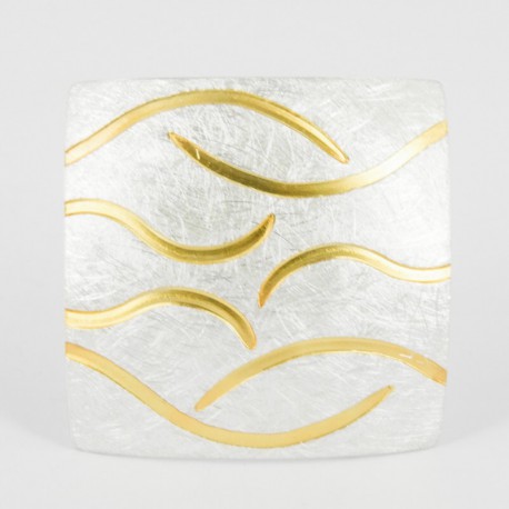 Brooch-Pendant Silver vergoldet. Square form:  (28 x 28 mm) - 33229