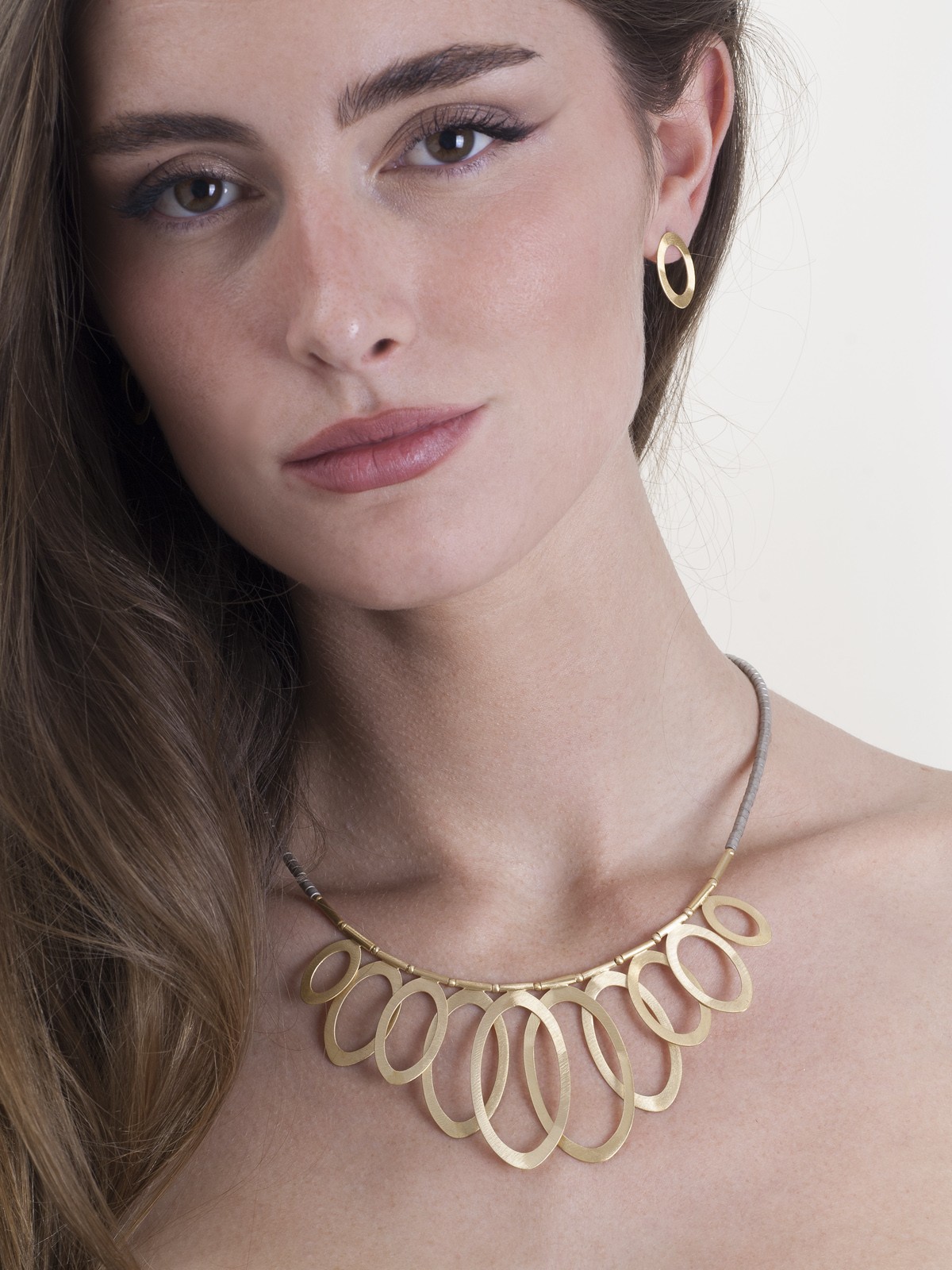 Collar Hematite gris Plata con dorado galvanico